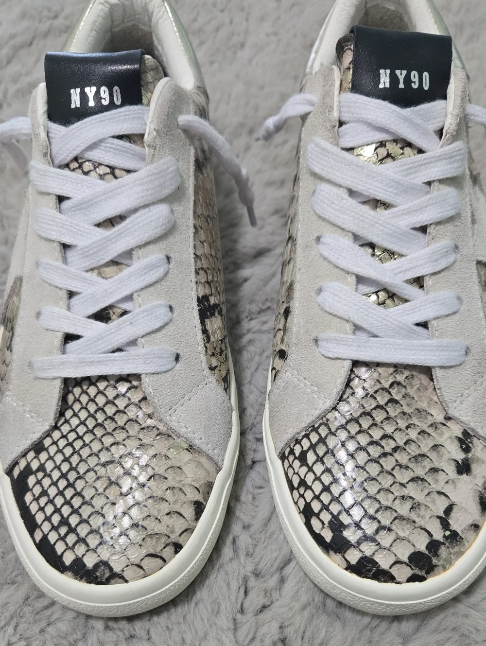 Steve Madden Philosophy gold and snakeskin-embossed low-top sneakers size 10